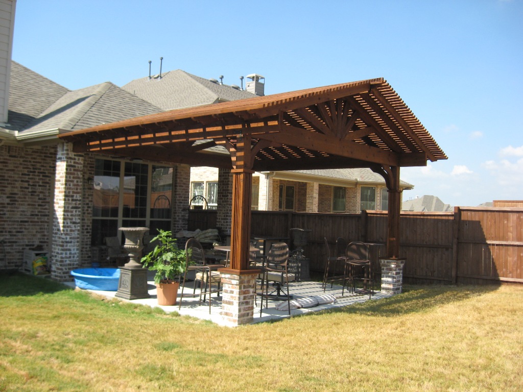 Outdoor Kitchens & Patio Covers